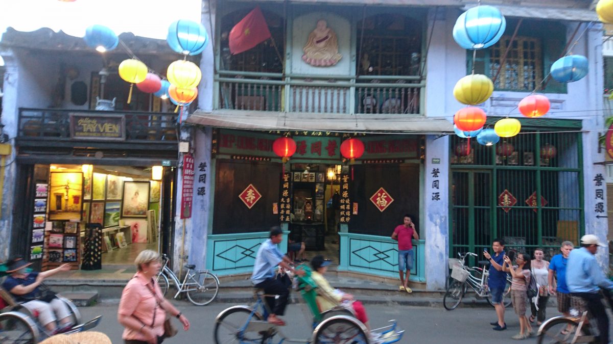 Are those Chinese characters or Japanese? Forgive my ignorance but could easily be either as Hoi An, like all of Vietnam, is a glorious mixture of the cultures that have coloured its history