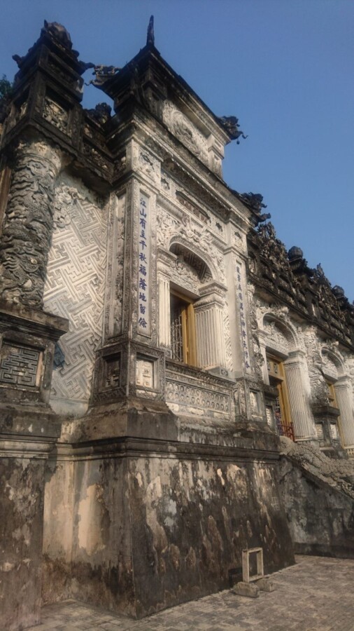 The black discolouration on the architecture is caused by the Vietnamese weather